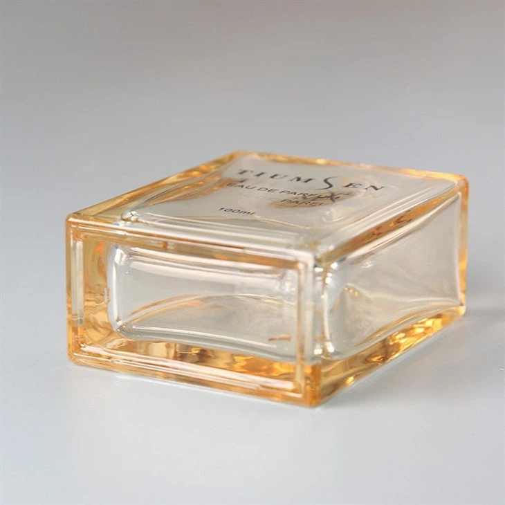 perfume squirt bottle
